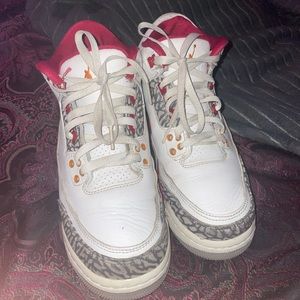 Jordan 3s cardinals, size 7, white and red